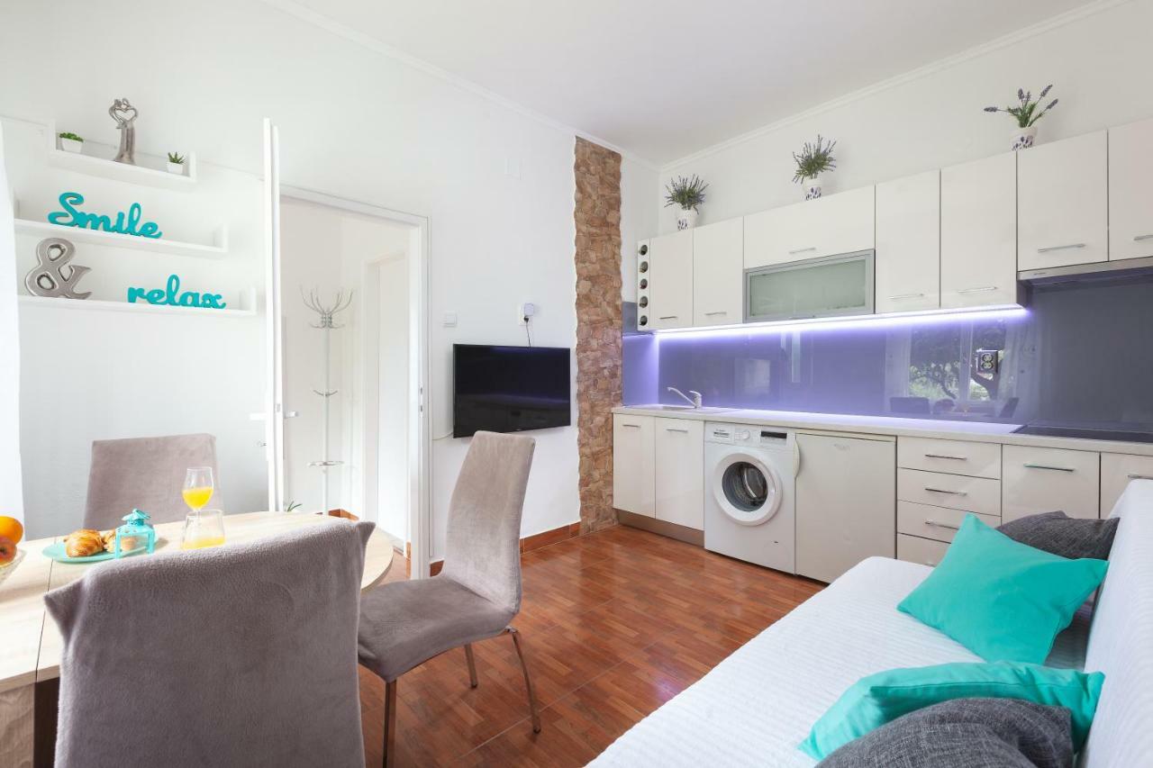 Apartments R Макарска Экстерьер фото